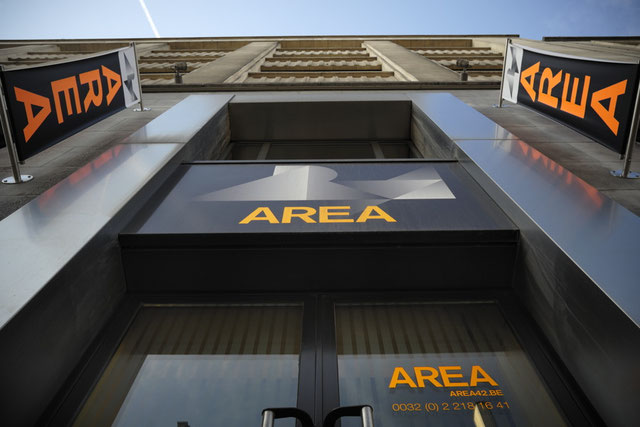 entrance 42